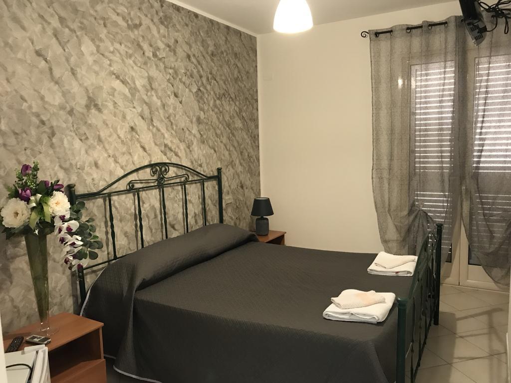 Bed and Breakfast Rosy And Roby Gasponi Exteriér fotografie