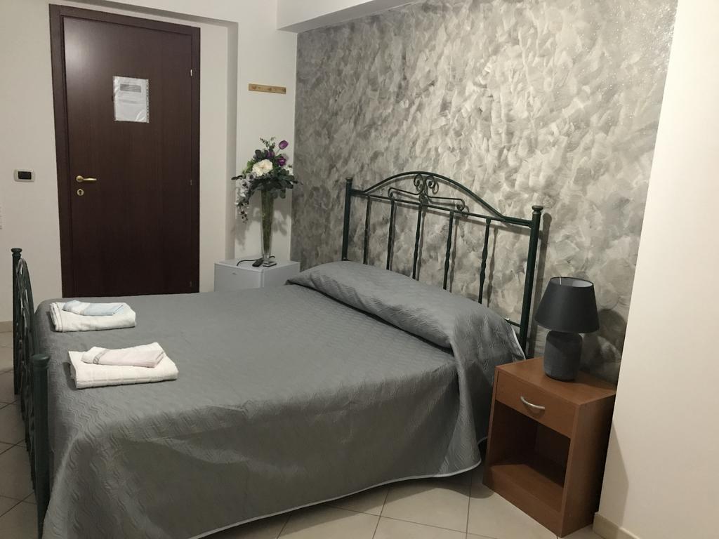 Bed and Breakfast Rosy And Roby Gasponi Exteriér fotografie