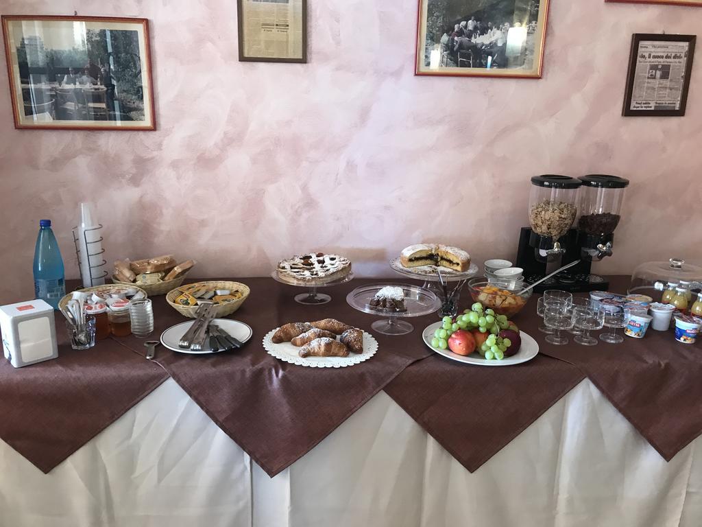 Bed and Breakfast Rosy And Roby Gasponi Exteriér fotografie